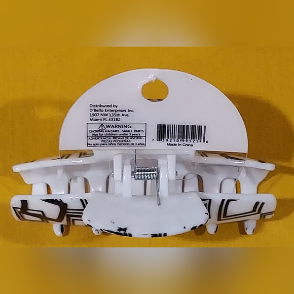 D'Bello CLEAR & BLACK AND WHITE HAIR CLIPS - Picture 3 of 8